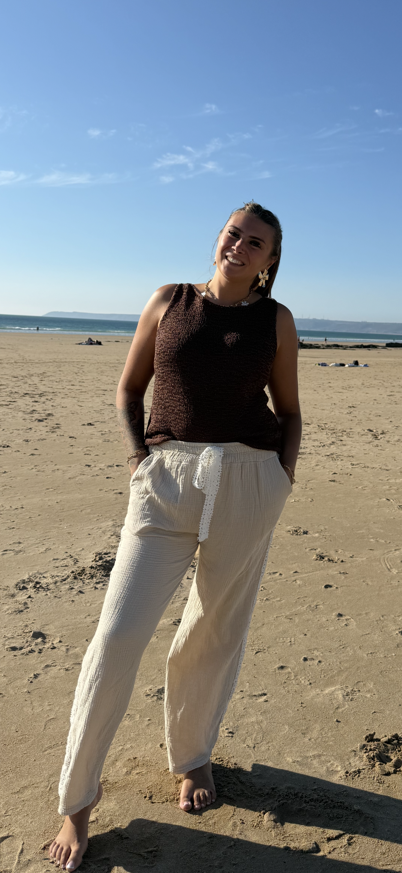 Pantalon gaze de coton brodé