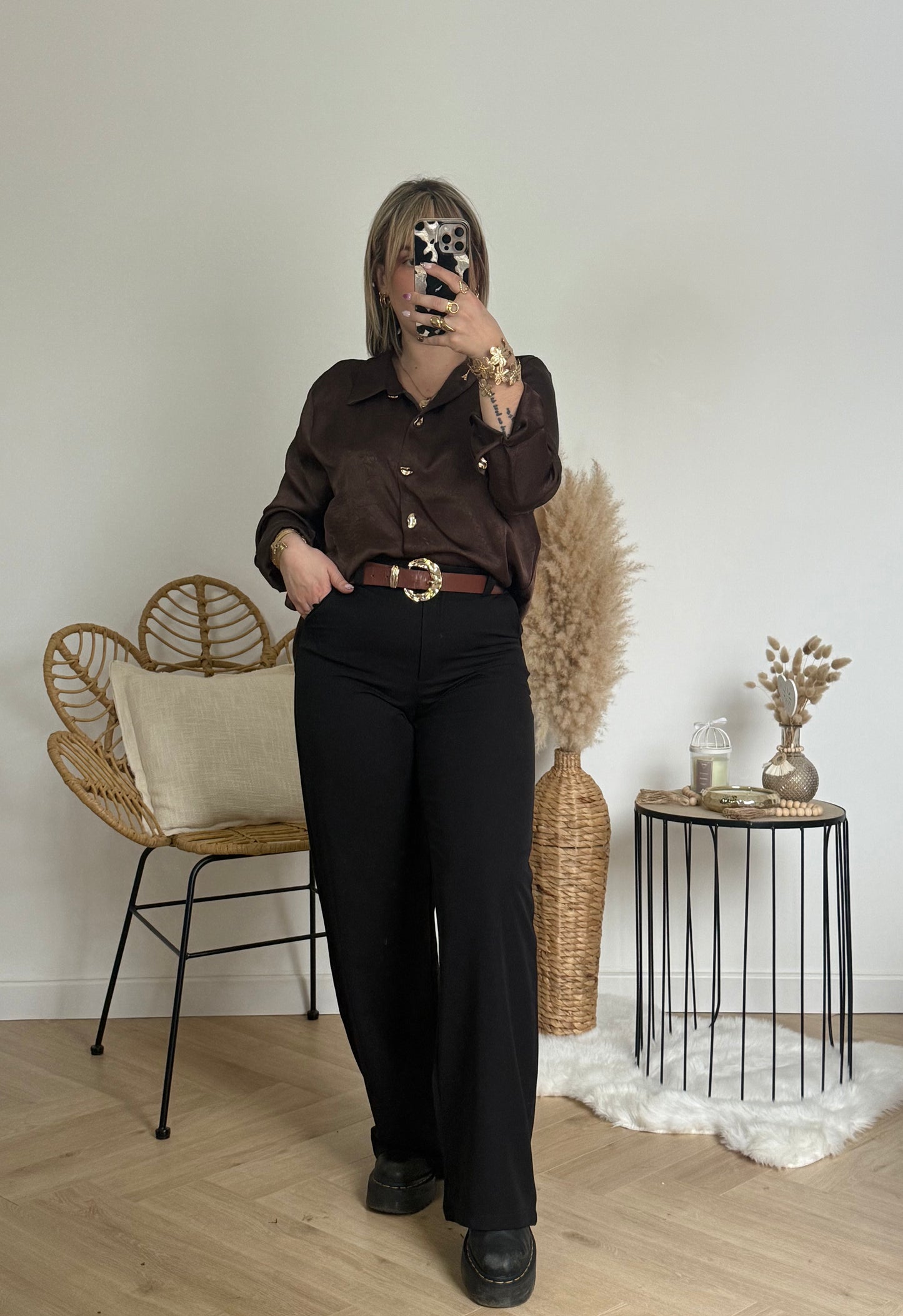 CHEMISE À BOUTONS DORÉ