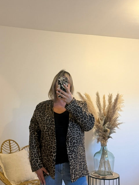 VESTE LÉOPARD EN MAILLE ÉPAISSE